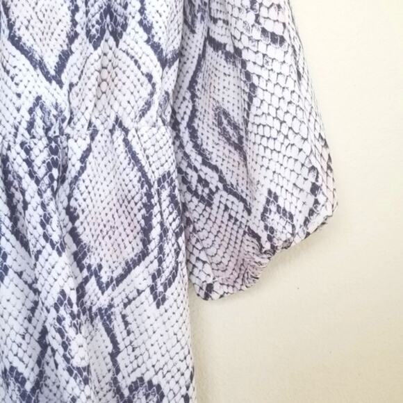 Button Front Long Sleeve Snake Print Shirt Dress Size Small New With Tag - Picture 5 of 7